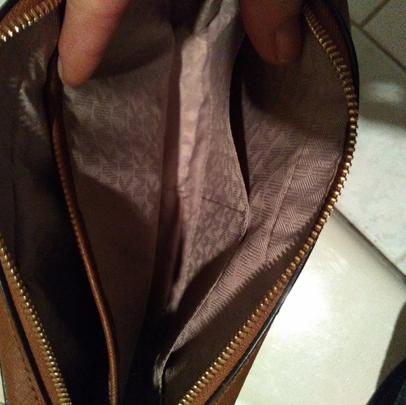 Handbag - Picture 5 of 5